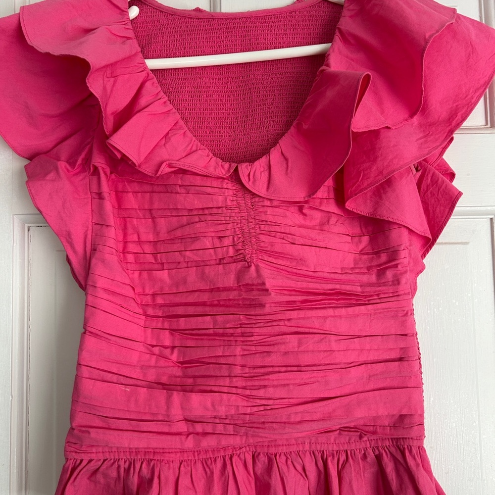 LOVE THE LABEL top in hot pink Sz XS  Super Cute!! Pleats/Ruched